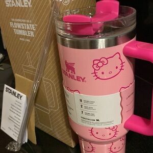 Hello Kitty Stanley Tumbler 40oz